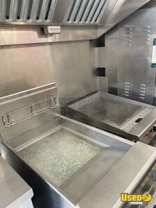 2016 Uxt-8.524ta70 Food Trailer Kitchen Food Trailer Insulated Walls Ontario for Sale