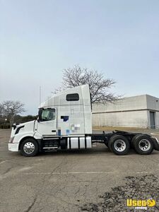 2016 Vnl Volvo Semi Truck 3 New York for Sale