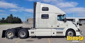 2016 Vnl Volvo Semi Truck 4 Illinois for Sale