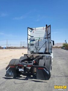 2016 Vnl Volvo Semi Truck 4 Nevada for Sale