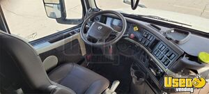 2016 Vnl Volvo Semi Truck 5 Illinois for Sale