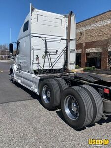 2016 Vnl Volvo Semi Truck 5 Pennsylvania for Sale