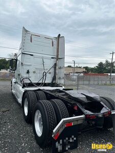 2016 Vnl Volvo Semi Truck 6 Pennsylvania for Sale