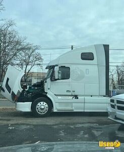 2016 Vnl Volvo Semi Truck Chrome Package New Jersey for Sale