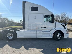 2016 Vnl Volvo Semi Truck Double Bunk Illinois for Sale