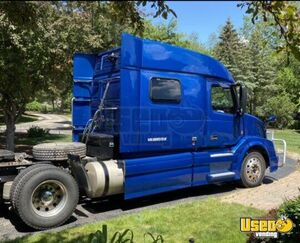 2016 Vnl Volvo Semi Truck Fridge Michigan for Sale