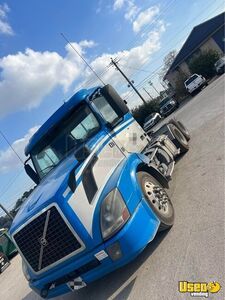 2016 Volvo Semi Truck 2 Texas for Sale