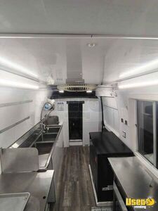 2017 1500 Ice Cream Truck Concession Window Texas Gas Engine for Sale