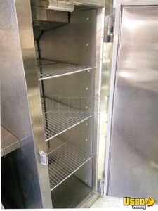 2017 2017 Ford/utilimaster All-purpose Food Truck Exhaust Hood Michigan Gas Engine for Sale