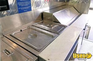 2017 2017 Ford/utilimaster All-purpose Food Truck Fire Extinguisher Michigan Gas Engine for Sale