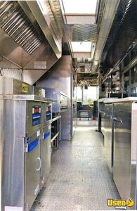2017 2017 Ford/utilimaster All-purpose Food Truck Generator Michigan Gas Engine for Sale