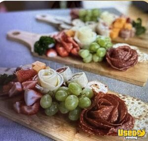 2017 3500hd Catering Food Truck Additional 4 California Gas Engine for Sale