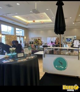 2017 3500hd Catering Food Truck Pizza Oven California Gas Engine for Sale