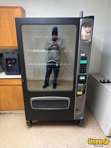 2017 3561/3566/3566 Vending Combo 6 Tennessee for Sale