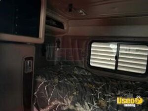 2017 389 Peterbilt Semi Truck 8 Iowa for Sale