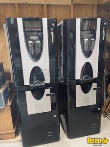2017 525 Coffee Vending Machine 4 Pennsylvania for Sale