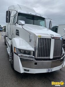 2017 5700 Western Star Semi Truck Chrome Package Missouri for Sale