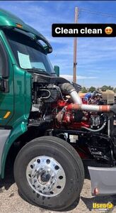 2017 579 Peterbilt Semi Truck 9 California for Sale