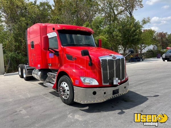 2017 579 Peterbilt Semi Truck Texas for Sale