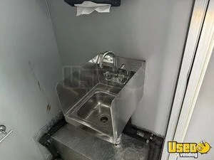 2017 6.8 Ltr V10 All-purpose Food Truck Refrigerator Washington Gas Engine for Sale