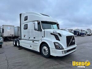 2017 780 Volvo Semi Truck Illinois for Sale