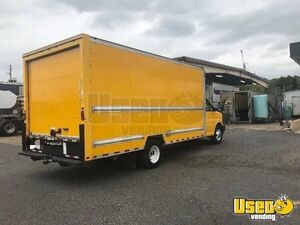 2017 Box Truck 10 Tennessee for Sale
