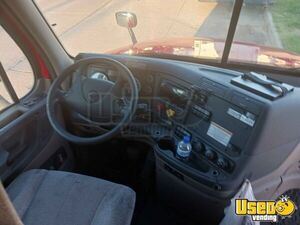 2017 Cascadia Freightliner Semi Truck 12 Texas for Sale