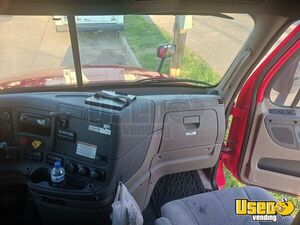 2017 Cascadia Freightliner Semi Truck 13 Texas for Sale