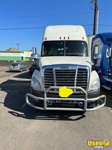 2017 Cascadia Freightliner Semi Truck 2 California for Sale