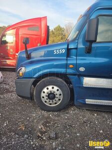 2017 Cascadia Freightliner Semi Truck 2 Georgia for Sale