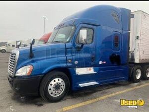 2017 Cascadia Freightliner Semi Truck 2 Oklahoma for Sale