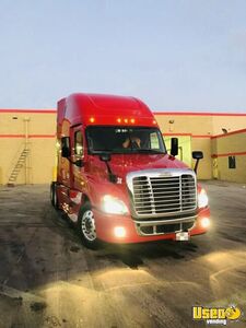 2017 Cascadia Freightliner Semi Truck 3 Nevada for Sale