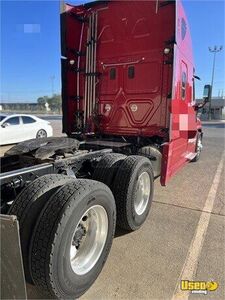 2017 Cascadia Freightliner Semi Truck 4 Texas for Sale