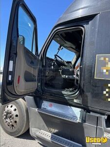 2017 Cascadia Freightliner Semi Truck 4 Texas for Sale