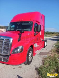 2017 Cascadia Freightliner Semi Truck 5 Texas for Sale