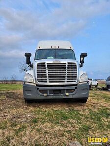 2017 Cascadia Freightliner Semi Truck 5 Texas for Sale