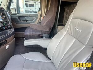 2017 Cascadia Freightliner Semi Truck 5 Texas for Sale