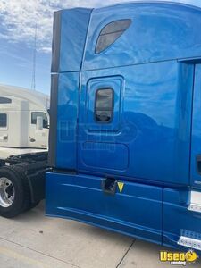 2017 Cascadia Freightliner Semi Truck 6 Michigan for Sale