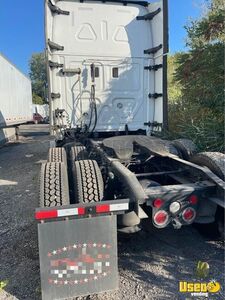 2017 Cascadia Freightliner Semi Truck 7 Illinois for Sale