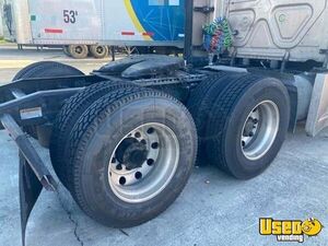 2017 Cascadia Freightliner Semi Truck 8 Florida for Sale