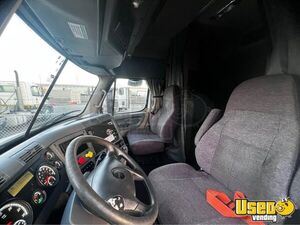 2017 Cascadia Freightliner Semi Truck 9 California for Sale