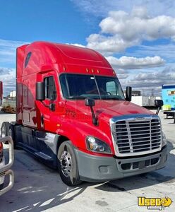 2017 Cascadia Freightliner Semi Truck California for Sale