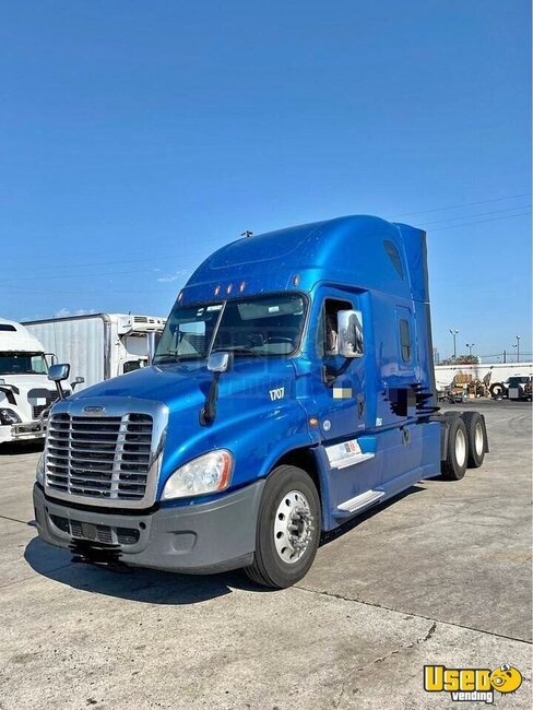 2017 Cascadia Freightliner Semi Truck California for Sale