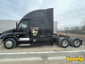 2017 Cascadia Freightliner Semi Truck Double Bunk Texas for Sale
