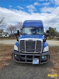 2017 Cascadia Freightliner Semi Truck Double Bunk Virginia for Sale