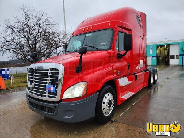 2017 Cascadia Freightliner Semi Truck Florida for Sale