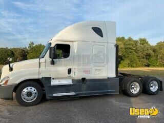 2017 Cascadia Freightliner Semi Truck New Jersey for Sale