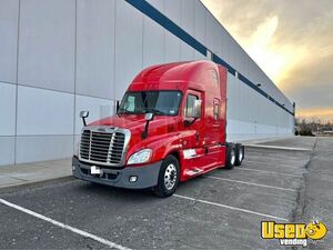 2017 Cascadia Freightliner Semi Truck New Jersey for Sale
