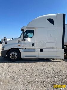 2017 Cascadia Freightliner Semi Truck Texas for Sale