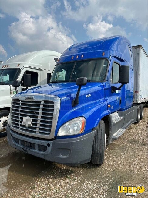 2017 Cascadia Freightliner Semi Truck Texas for Sale